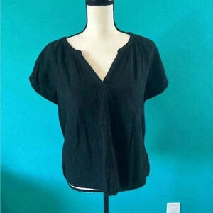 Universal thread black cotton top in size xl